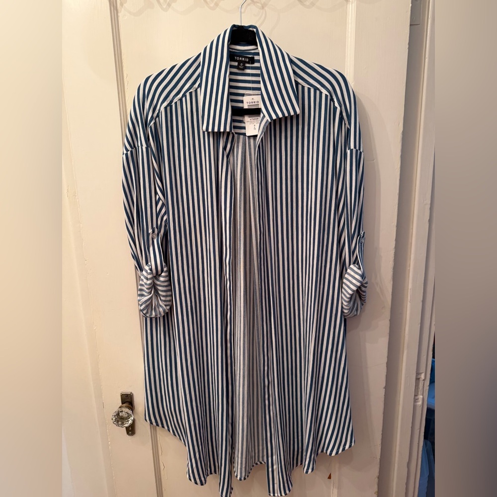 NWT Torrid Gauze Open Front Shirt Kimono in Stripe Gulf Coast